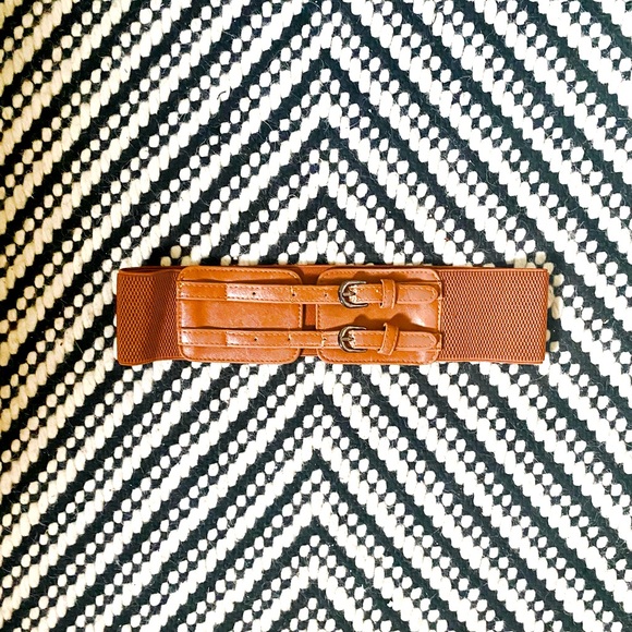 Vintage Stretch Belt with Double Buckle - Picture 2 of 4